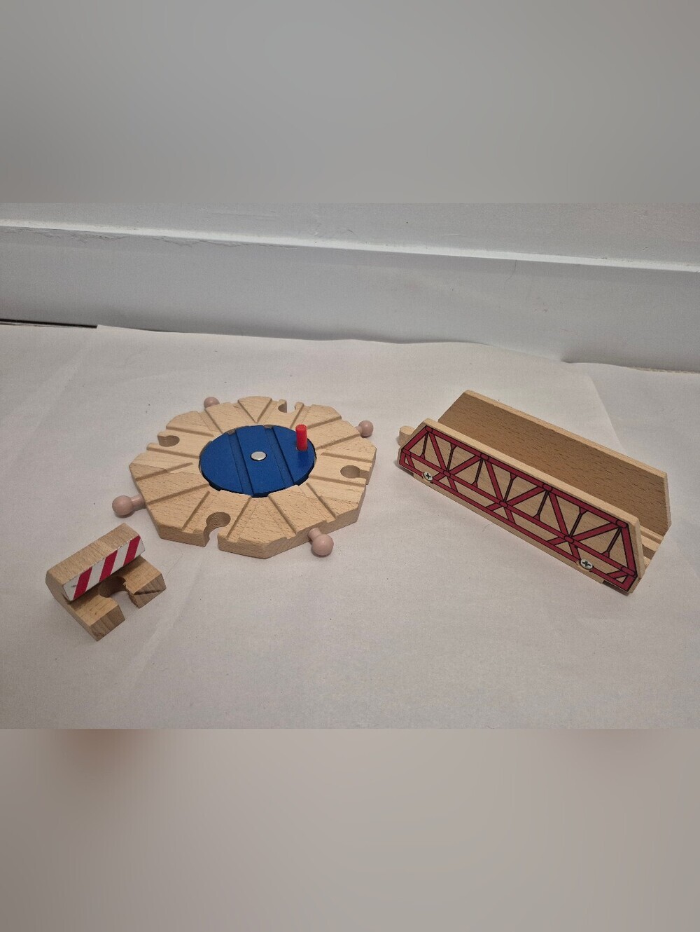 Melissa And Doug Small Bridge, Turn Table And Track Stop Brio Compatible